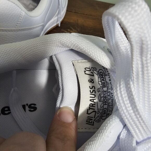 Levi's Drive Lo Mens Casual Sneakers White/Gum 10.5M - Picture 8 of 11